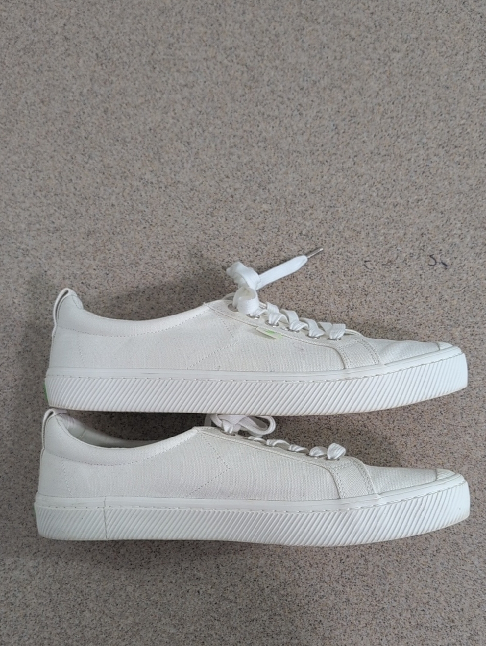 Cariuma White Sneakers, Gym Shoes, Canvas, Men's Size 12, Women Size 13.5 - Picture 6 of 12